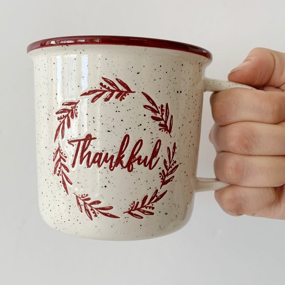 Oversized Mug - "Thankful" with Floral Wreath - Picture 3 of 9